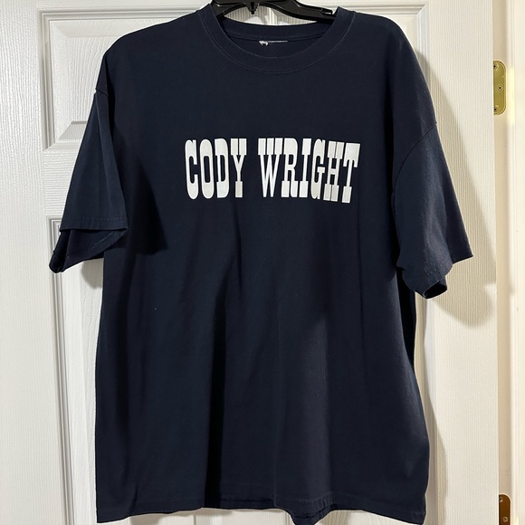 Cody Wright 2x World Champion Saddle Bronc Rider Autographed Picture & XL tshirt - Picture 5 of 5
